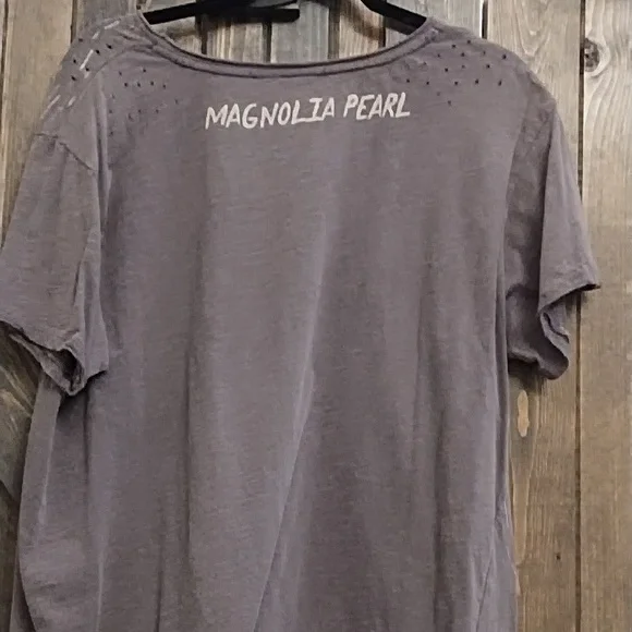 Magnolia Pearl Tee - Picture 4 of 4